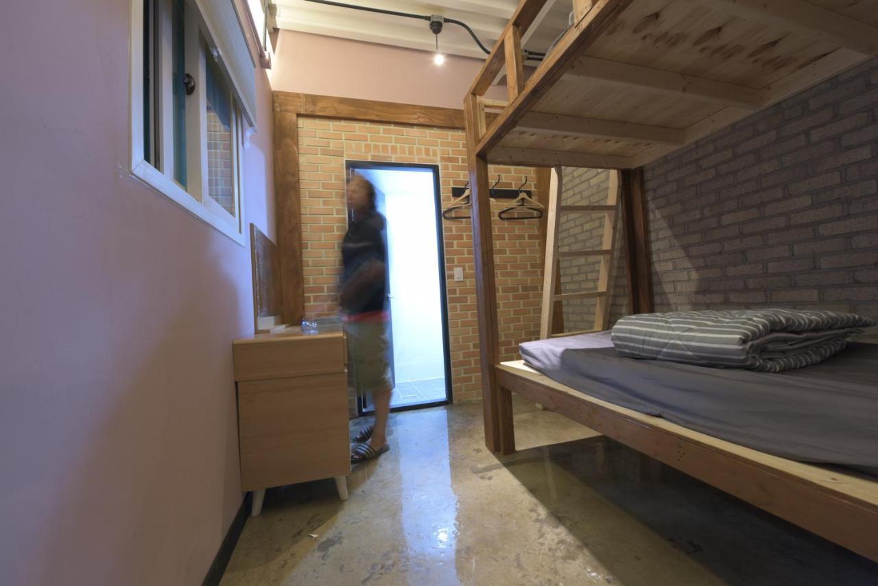 Inno Guesthouse & Bar Hongdae โซล ภายนอก รูปภาพ